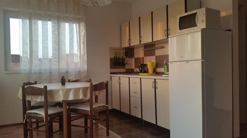 Apartments Dano Sukošan Zimmer foto
